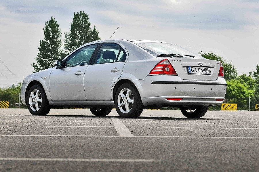 Electronic stability control Sample used car photo
